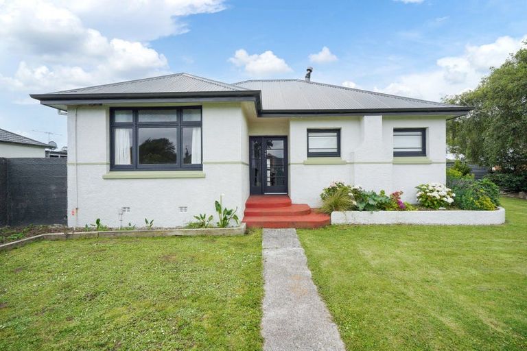 Photo of property in 42 Joseph Street, Waverley, Invercargill, 9810