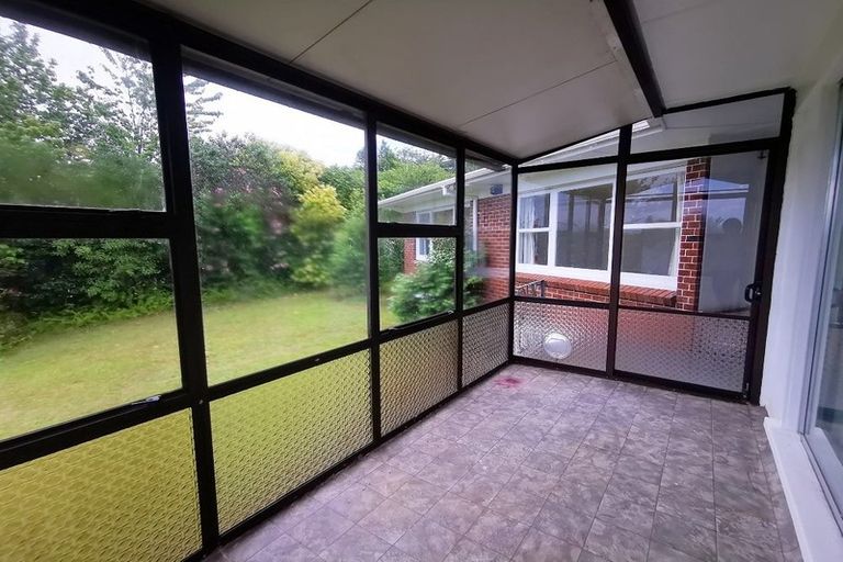 Photo of property in 16 Helena Road, Hillcrest, Hamilton, 3216