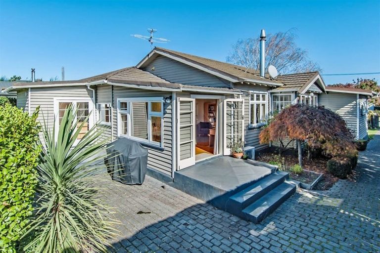 Photo of property in 12 Jacobs Street, St Albans, Christchurch, 8014