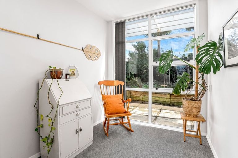 Photo of property in 1b Richard Street, Titahi Bay, Porirua, 5022