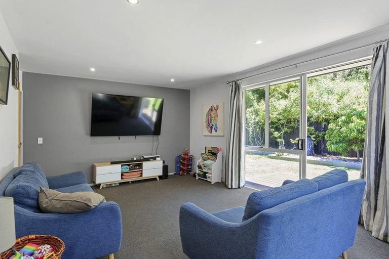 Photo of property in 11 Bishopsworth Street, Hillsborough, Christchurch, 8022