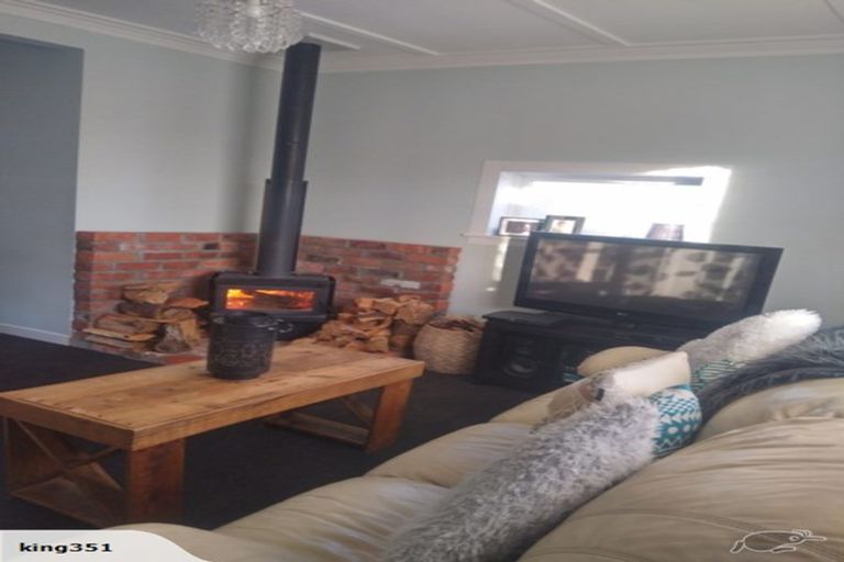 Photo of property in 2 Moore Avenue, Tawhero, Whanganui, 4501