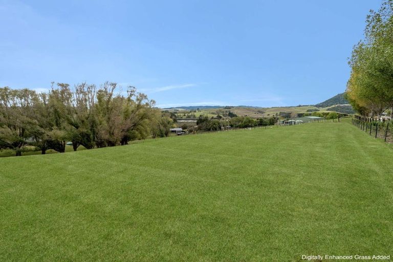 Photo of property in 65 Jumna Road, Maungaturoto, 0587