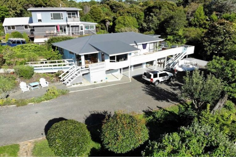 Photo of property in 82 Rangitane Loop Road, Kerikeri, 0294