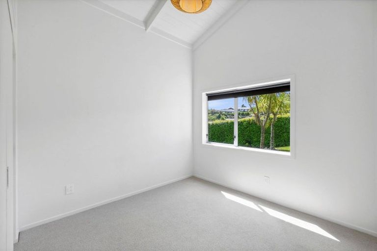 Photo of property in 12 Ainslee Street, Highlands Park, New Plymouth, 4312