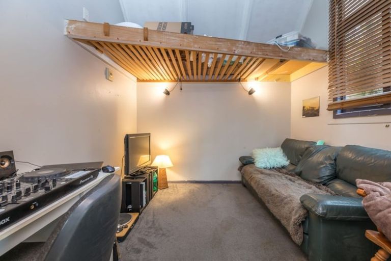 Photo of property in 7 Tipau Street, Torbay, Auckland, 0630