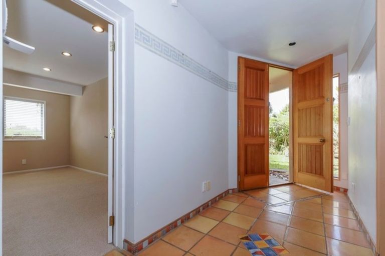 Photo of property in 880 Scenic Drive, Swanson, Henderson, 0781