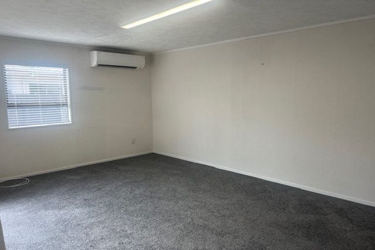 Photo of property in 3/386 Gloucester Street, Taradale, Napier, 4112