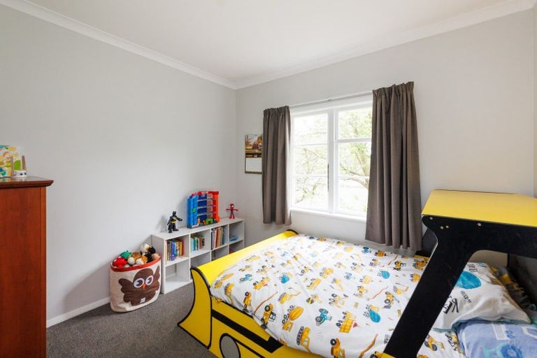 Photo of property in 68 Pahiatua Street, Hokowhitu, Palmerston North, 4410