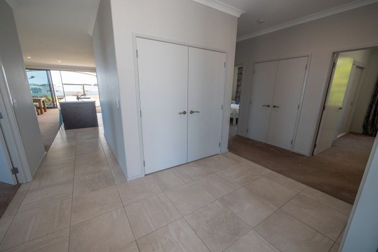 Photo of property in 31 Eagles Way, Cable Bay, 0420