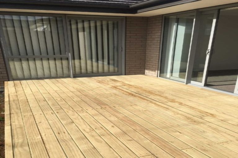 Photo of property in 12 Rainsford Road, Pukekohe, 2120