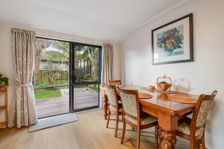 Photo of property in 23 Jelas Road, Red Beach, 0932