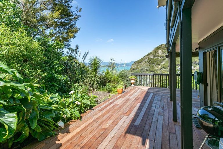 Photo of property in 2385 Wyuna Bay Road, Wyuna Bay, Coromandel, 3581