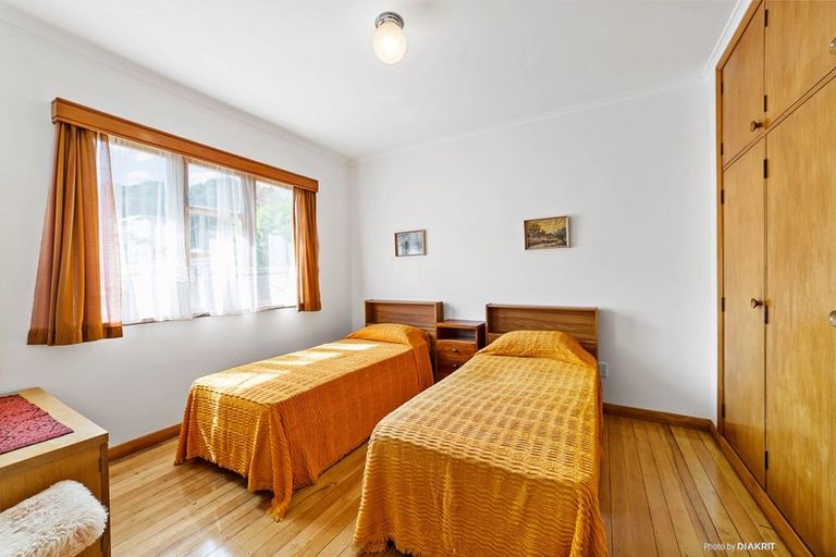 Photo of property in 12c Edinburgh Terrace, Berhampore, Wellington, 6023