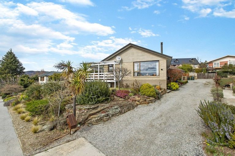 Photo of property in 4 Kamaka Crescent, Bridge Hill, Alexandra, 9320