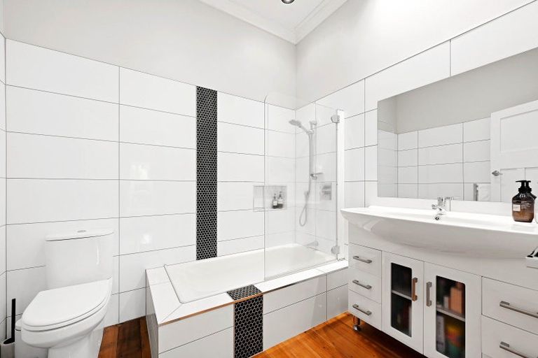 Photo of property in 9 Rata Street, Maeroa, Hamilton, 3200