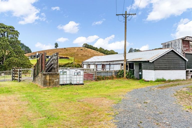 Photo of property in 77 Pataua Road North, Whareora, Whangarei, 0175