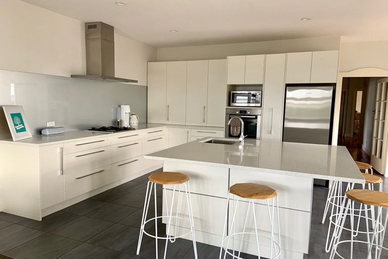 Photo of property in 10 Rayburn Avenue, Papanui, Christchurch, 8053