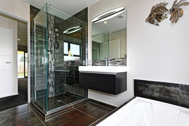 Photo of property in 73 Dynes Road, Rolleston, 7615