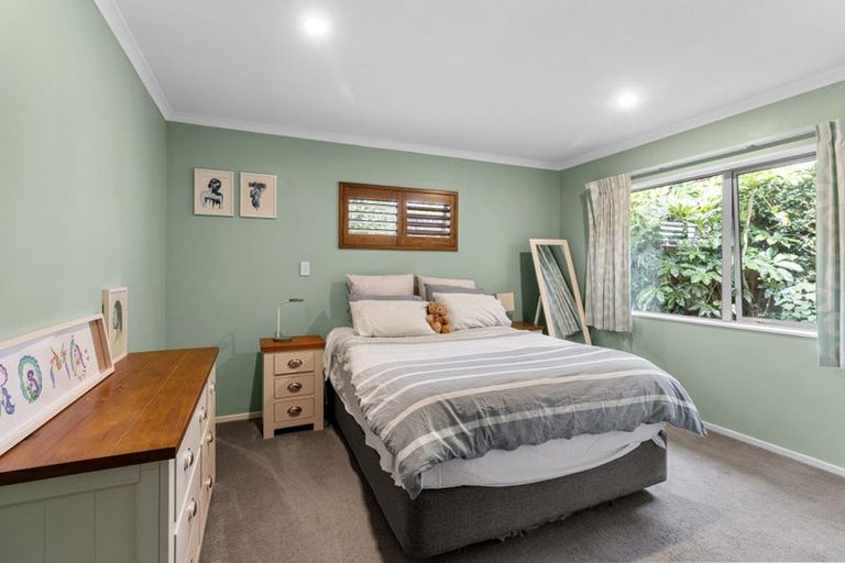 Photo of property in 67 Karamea Street, Whalers Gate, New Plymouth, 4310