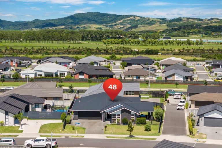 Photo of property in 48 Farrier Street, Papamoa, 3118