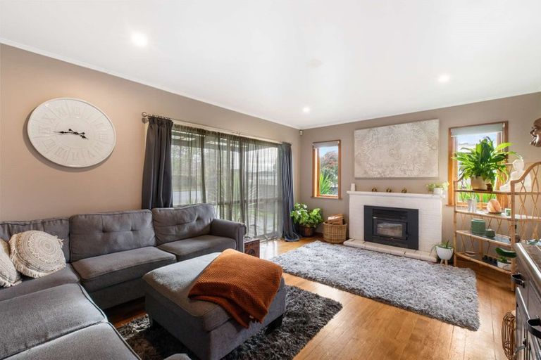 Photo of property in 119a Clevedon Road, Papakura, 2110