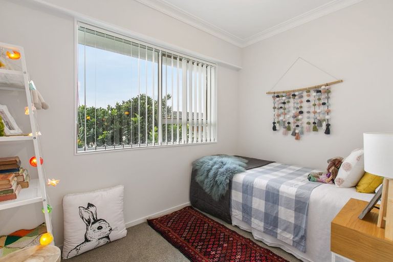 Photo of property in 1b Bowater Place, Manurewa, Auckland, 2102