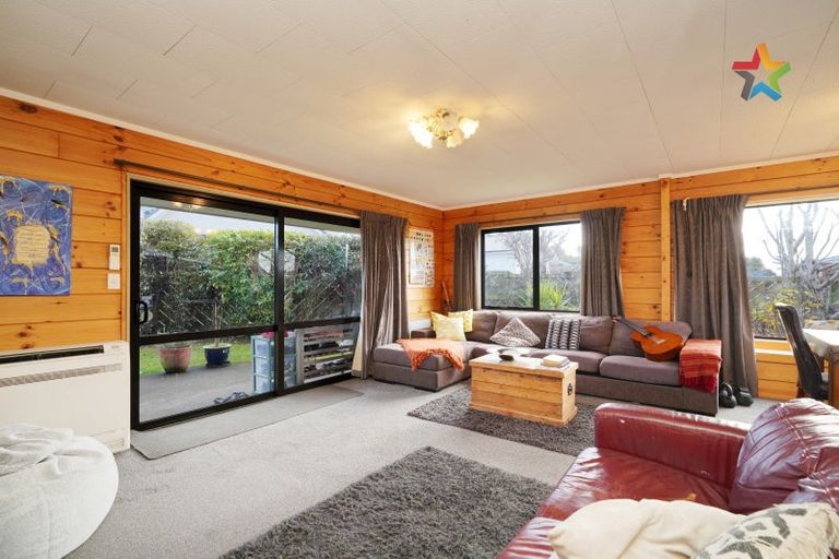 Photo of property in 16 Gretna Street, Heidelberg, Invercargill, 9812