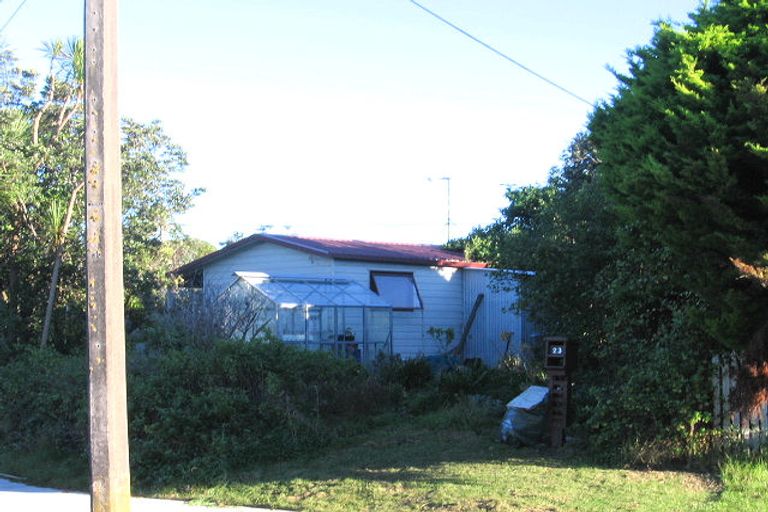 Photo of property in 23 The Avenue, Otaki Beach, Otaki, 5512