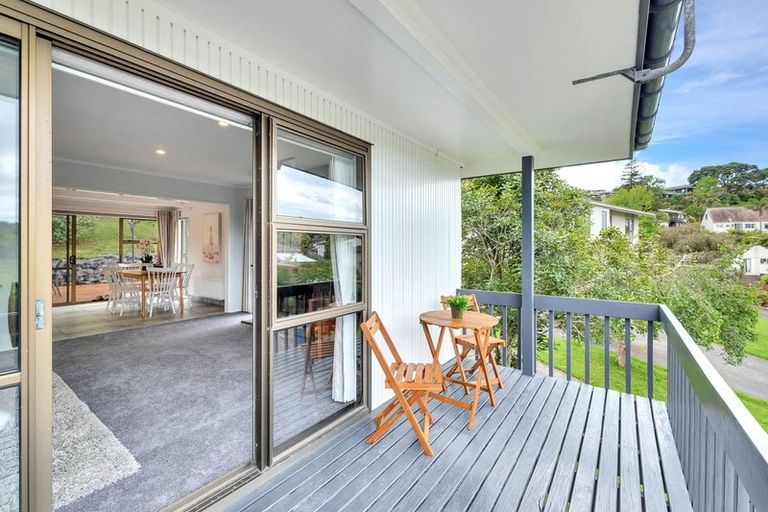 Photo of property in 4 Kegworth Place, Browns Bay, Auckland, 0630