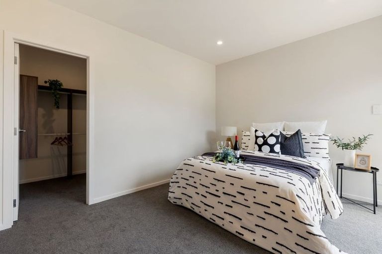 Photo of property in 2/41 Forsyth Street, Saint Andrews, Hamilton, 3200