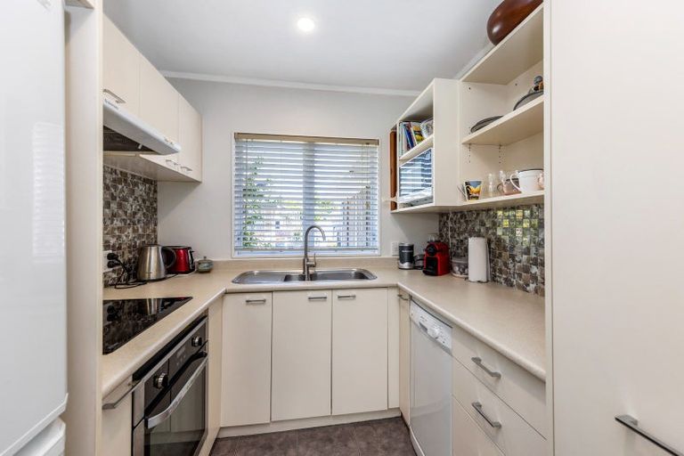Photo of property in 11a Central Park Drive, Te Atatu South, Auckland, 0610