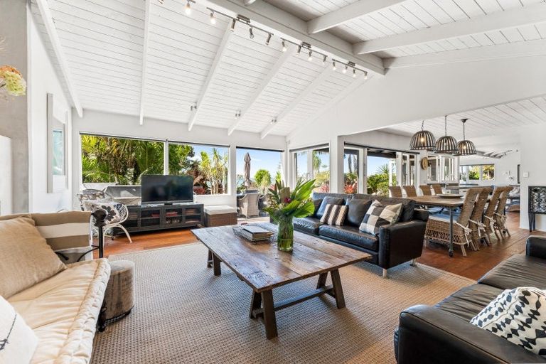 Photo of property in 465 Leigh Road, Whangateau, 0985