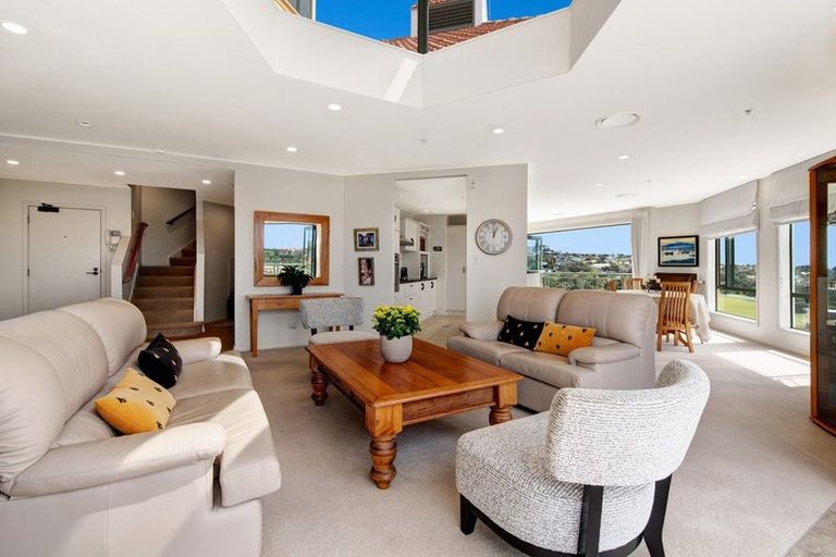 Photo of property in 35 Waterside Crescent, Gulf Harbour, Whangaparaoa, 0930
