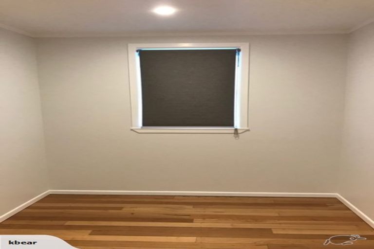 Photo of property in 2/4 Sydney Street, Hauraki, Auckland, 0622