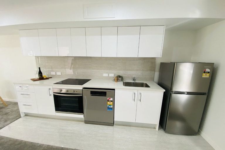 Photo of property in 206/8 Gray Avenue, Mangere East, Auckland, 2024