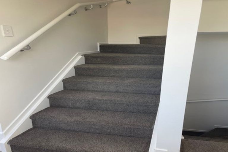 Photo of property in 26 Raupeti Lane, Henderson, Auckland, 0612