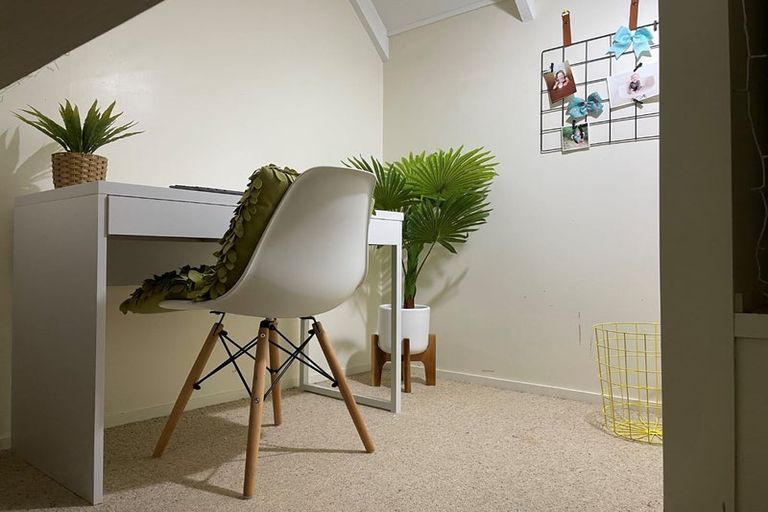 Photo of property in 1/22 Rangatira Road, Birkenhead, Auckland, 0626