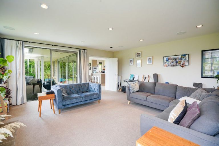 Photo of property in 69 Taiepa Road, Otatara, Invercargill, 9879
