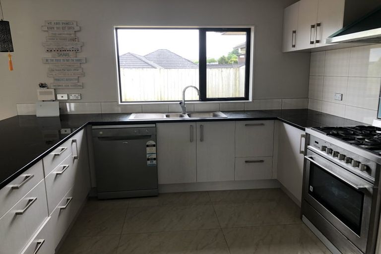 Photo of property in 62 Magellan Rise, Flagstaff, Hamilton, 3210