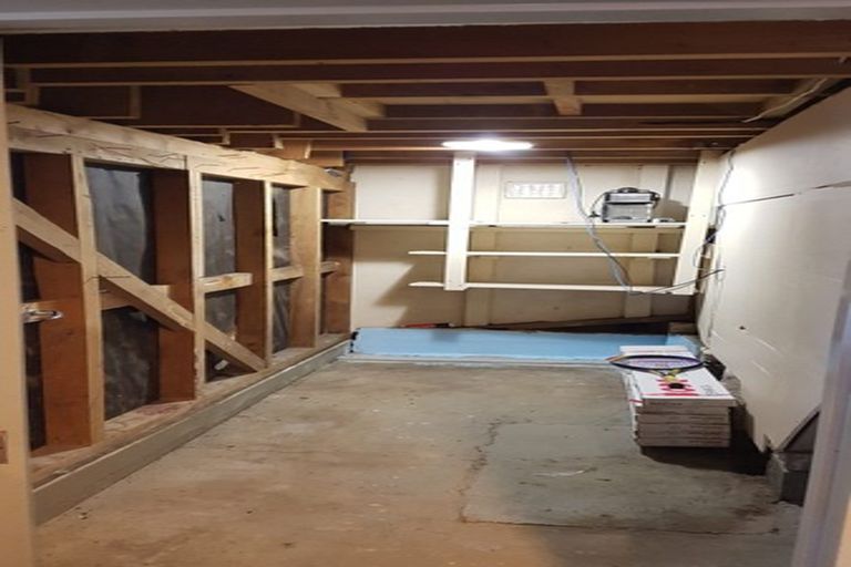 Photo of property in 14 Bruce Road, Glenfield, Auckland, 0629