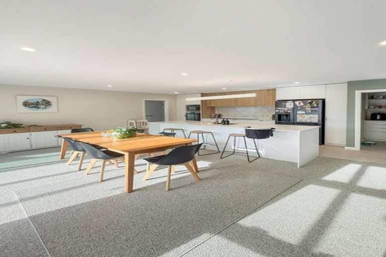 Photo of property in 124 Churcher Street, Maewa, Feilding, 4702