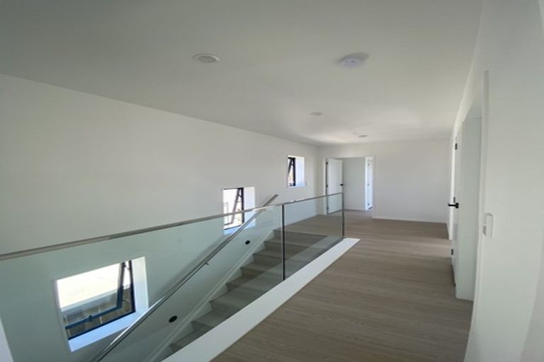 Photo of property in 94e Bay Street, Red Beach, 0932