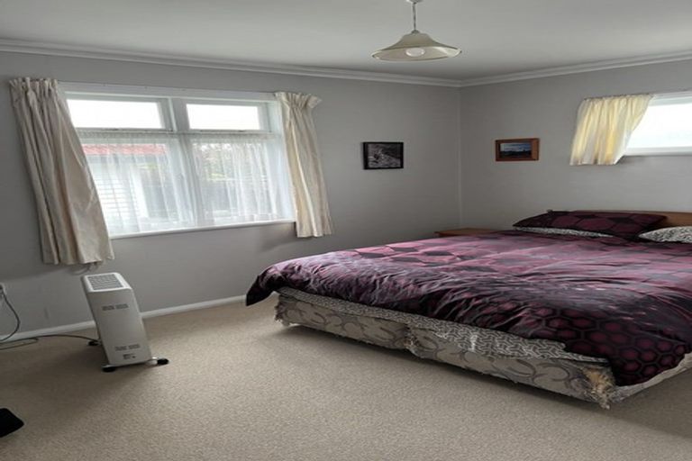 Photo of property in 27 Stanley Street, Levin, 5510