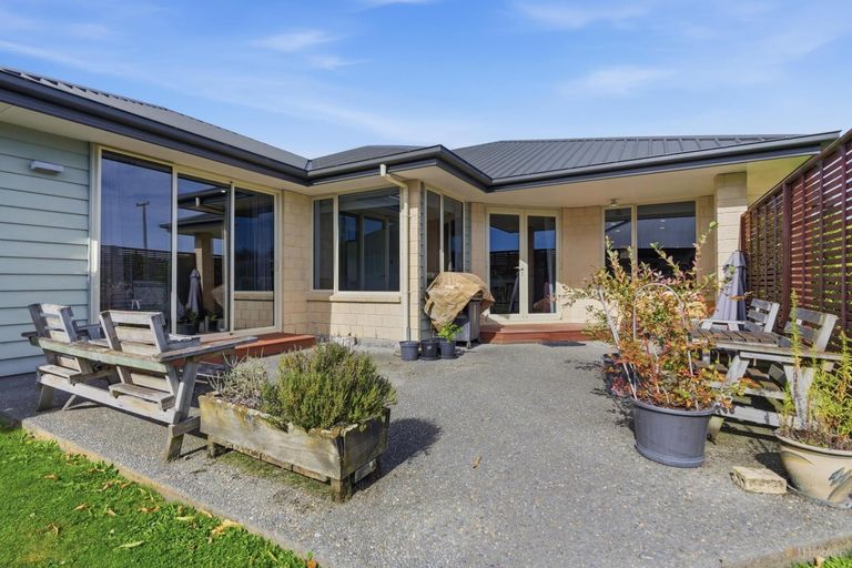 Photo of property in 11 Tancred Street, Geraldine, 7930