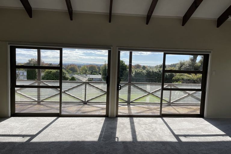 Photo of property in 39 Mack Place, Red Hill, Papakura, 2110