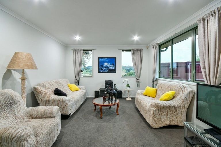 Photo of property in 98 Helenslee Road, Pokeno, 2472