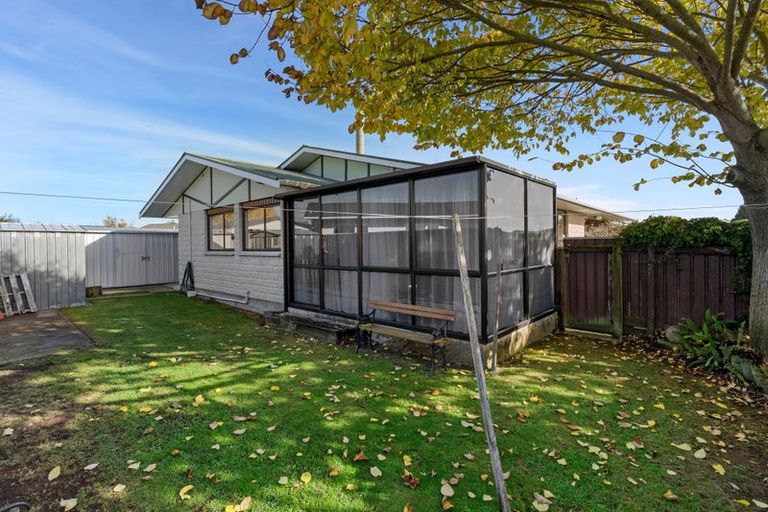 Photo of property in 8 Rimu Street, Levin, 5510
