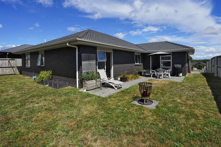 Photo of property in 18 Carlingford Rise, Dinsdale, Hamilton, 3204