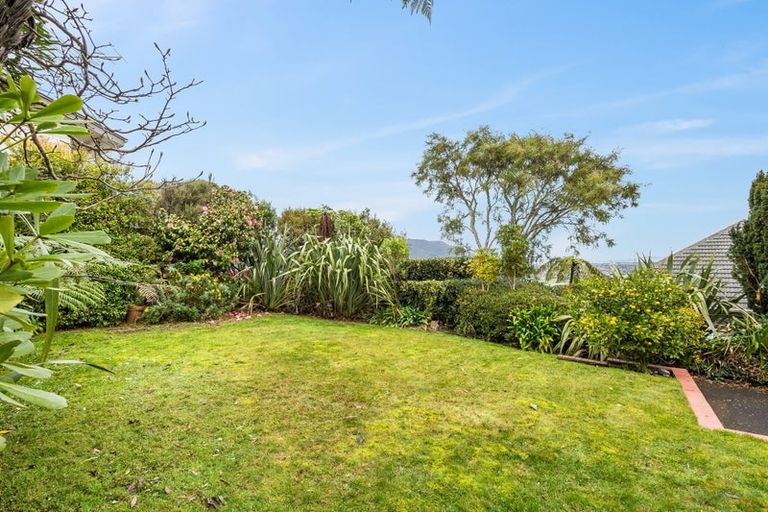 Photo of property in 3 Vista Grove, Kelson, Lower Hutt, 5010